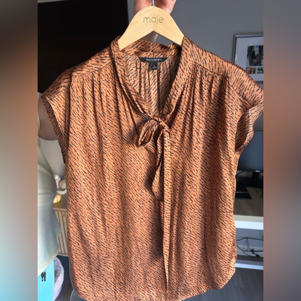 Banana Republic Top